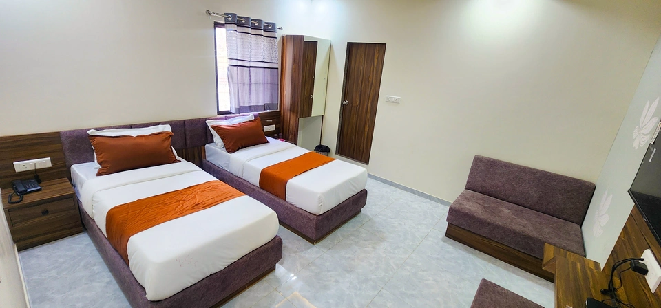 Hotel Nova Blue, Ahmedabad (11)