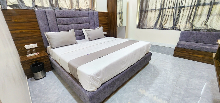 Hotel Nova Blue, Ahmedabad (4)